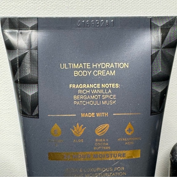 Bath and Body Works Men’s Collection Vanilla Noir Body Care Gift Set NWT - Picture 4 of 4